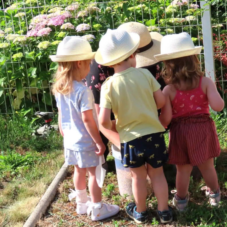 Vivre ensemble et partager ENFANCE point Services - Accueil du jeune enfant & Partage de ressources petite enfance