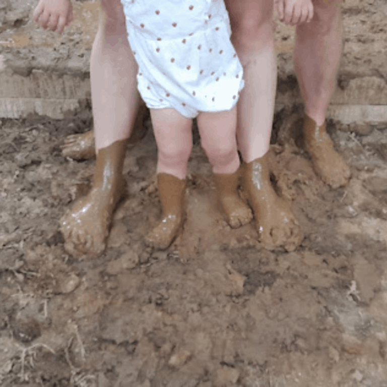 "Sentier pieds nus de l'Arize" Ti'zOursons de l'Ariège - Le portail des enfants et des familles en Ariège