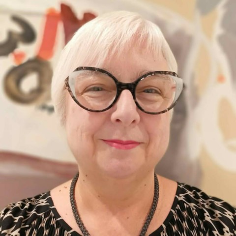 Magali, assistante maternelle, Co-créatrice d'Enfance point Services & Fondatrice de l'AM.IE Magali, assmat à coté de Foix (09) | MaM