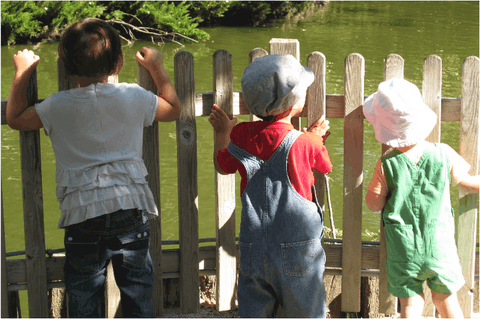 MAM, les enfants en ballade avec les nounous